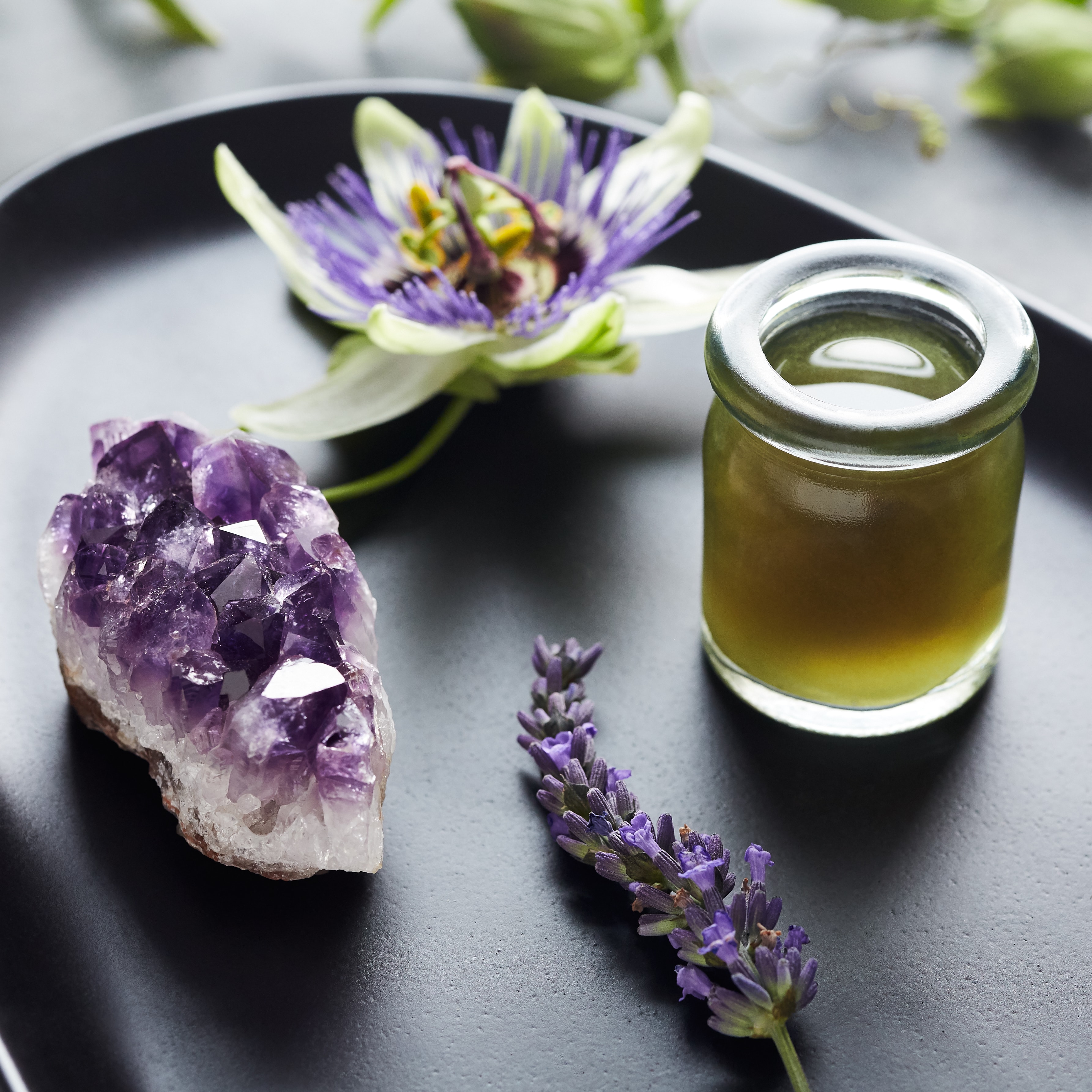 Balance ingredient outlet